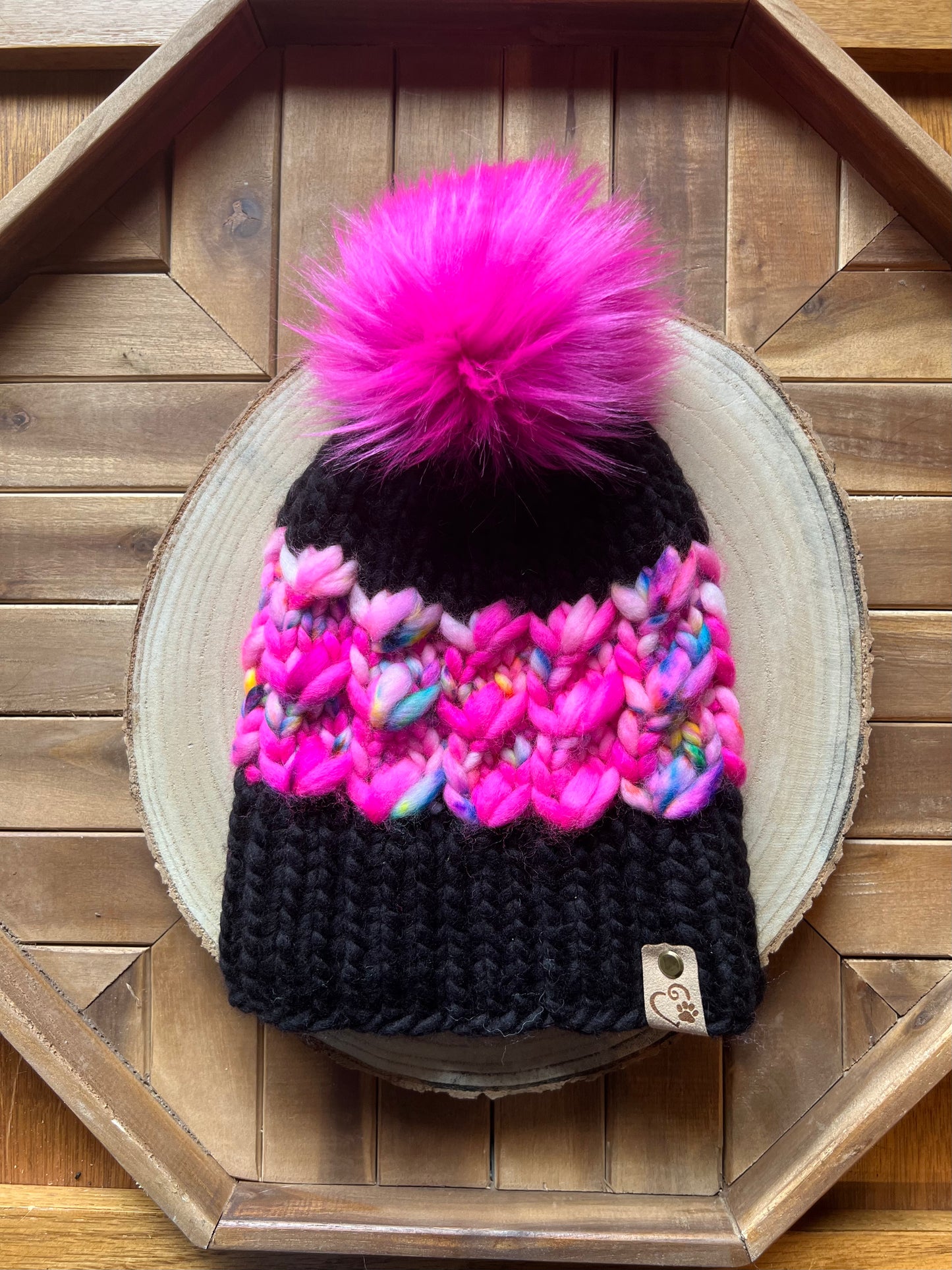 Merino wool hat w/ removable faux fur pom