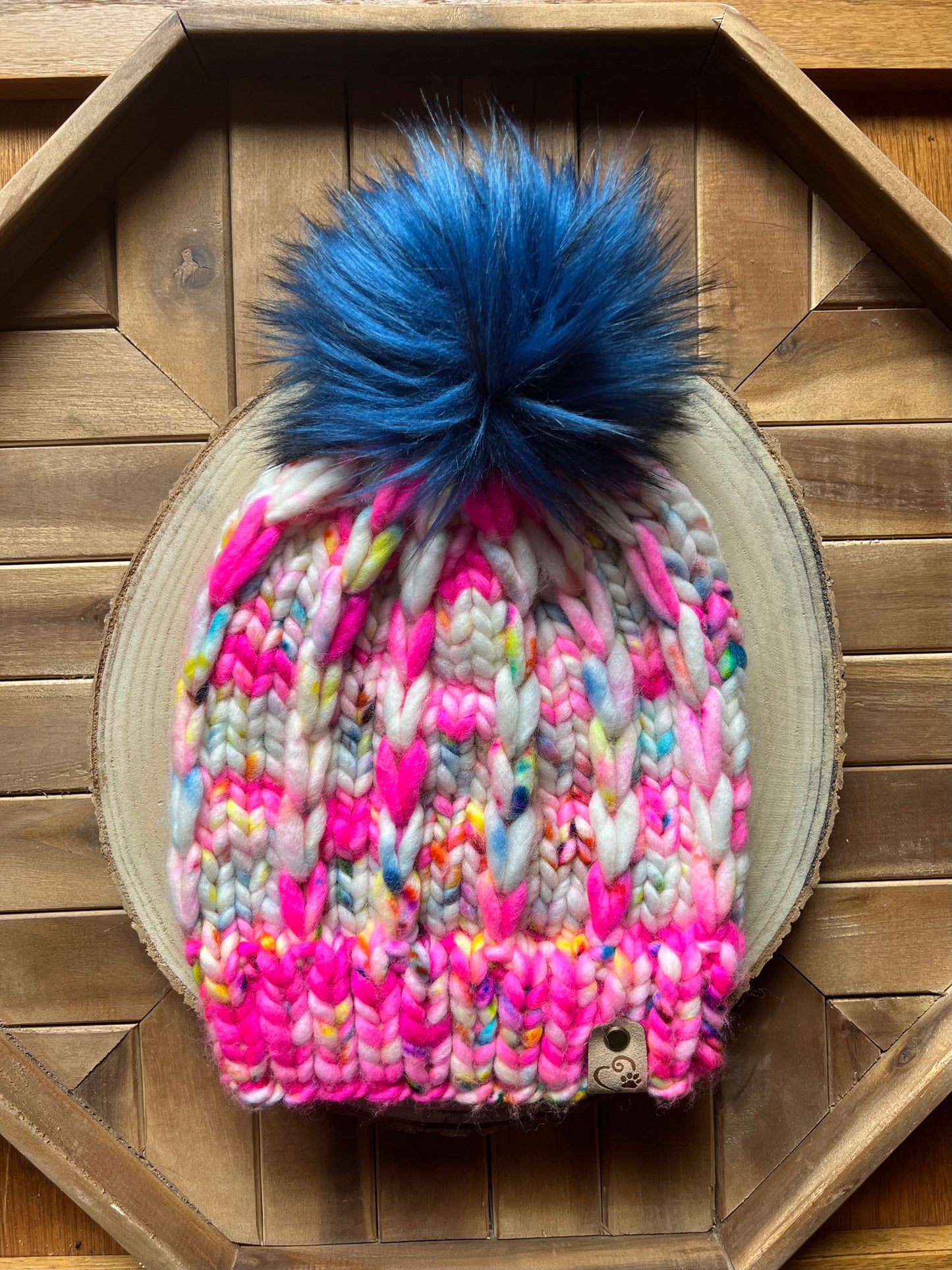 Merino wool hat w/ removable faux fur pom