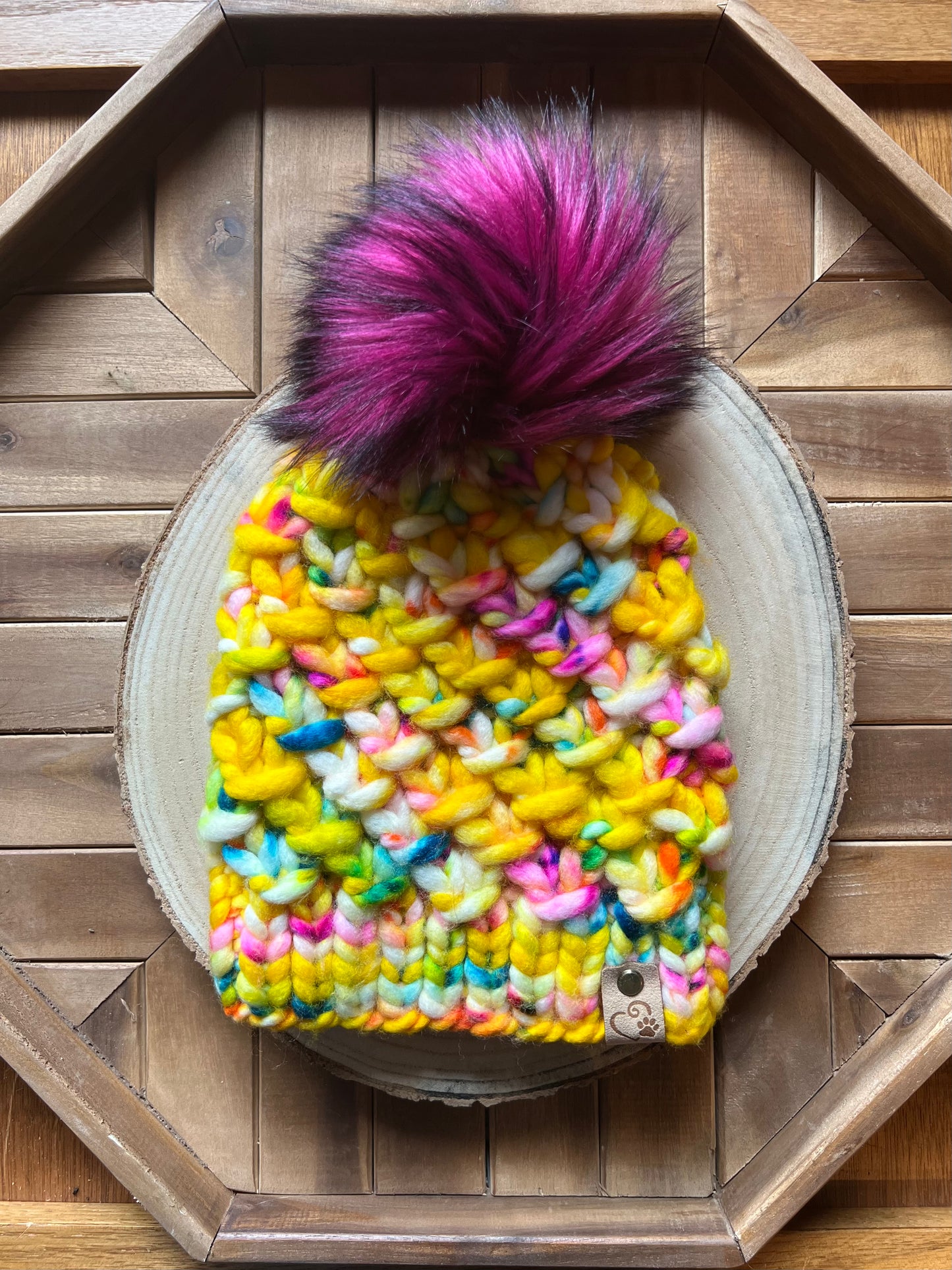 Merino wool hat w/ removable faux fur pom