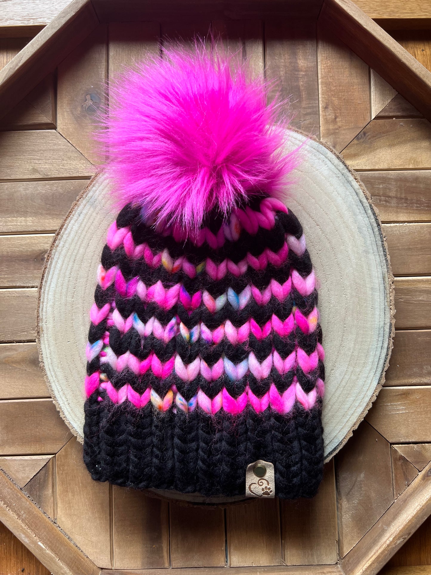 Merino wool hat w/ removable faux fur pom