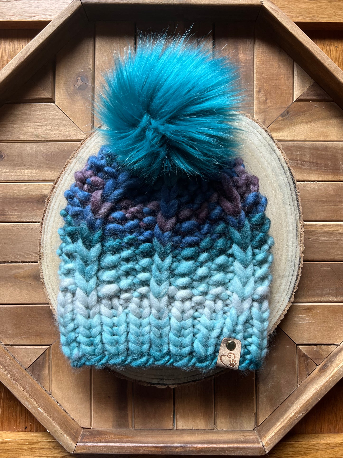 Merino wool hat w/ removable faux fur pom
