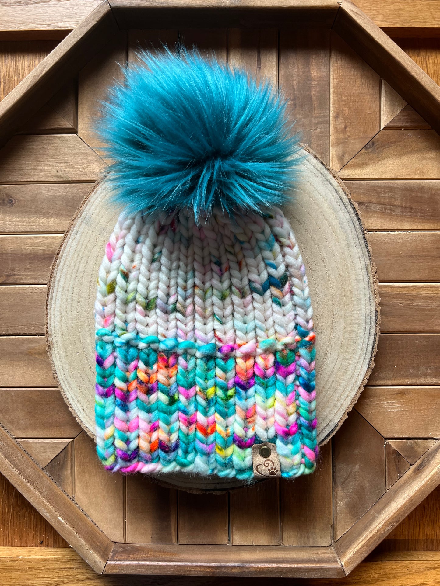 Merino wool hat w/ removable faux fur pom