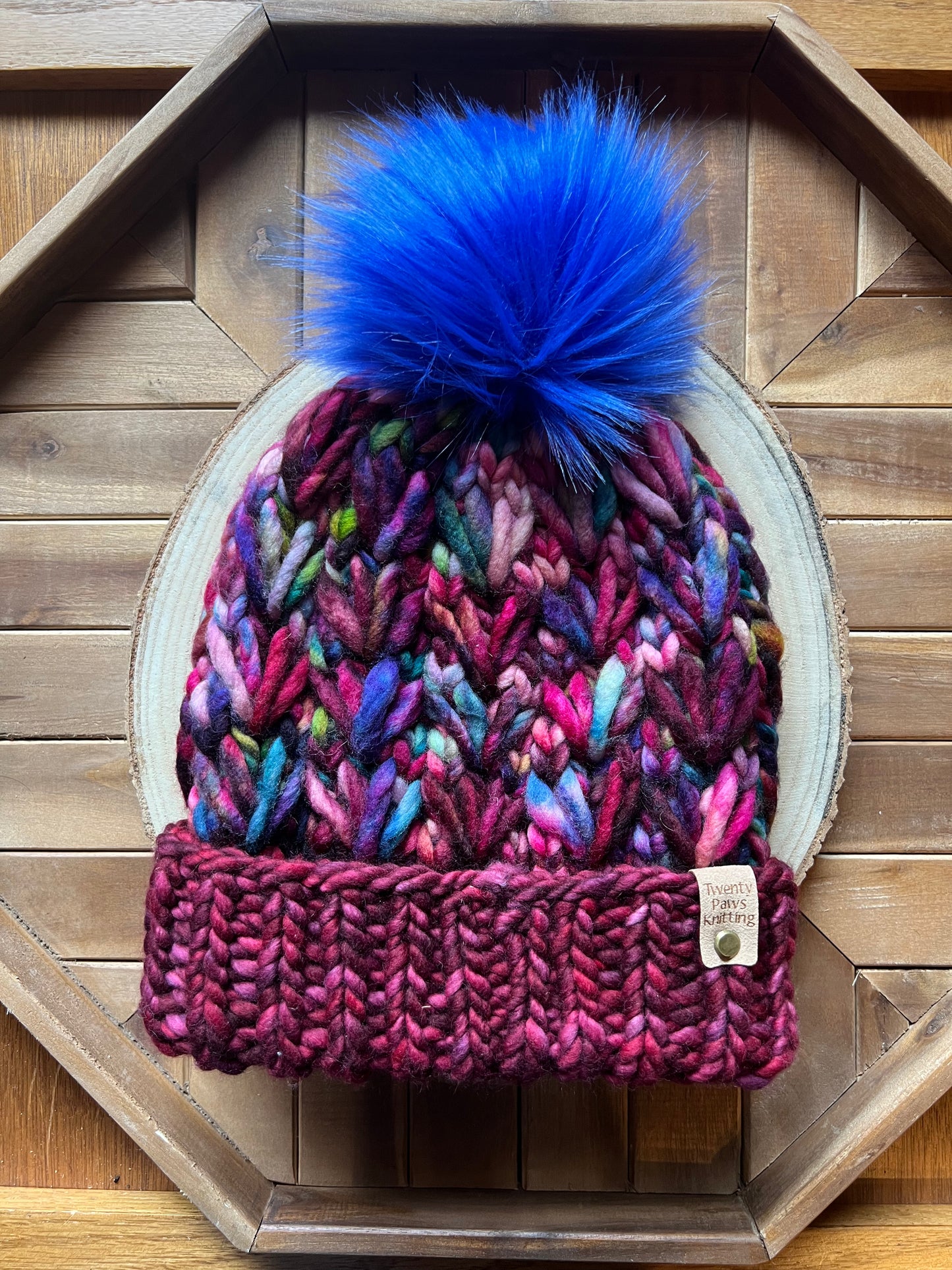 Merino wool hat w/ removable faux fur pom
