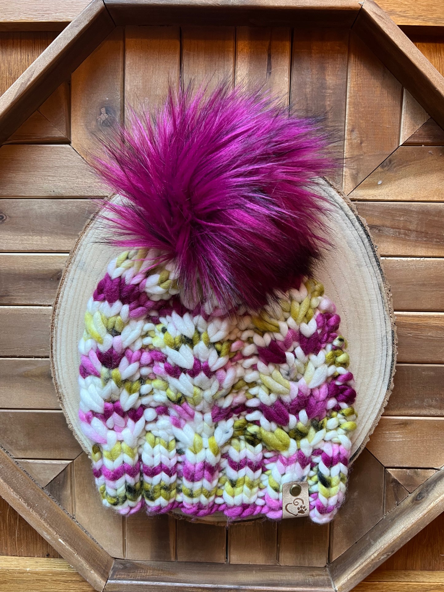 Merino wool hat w/ removable faux fur pom