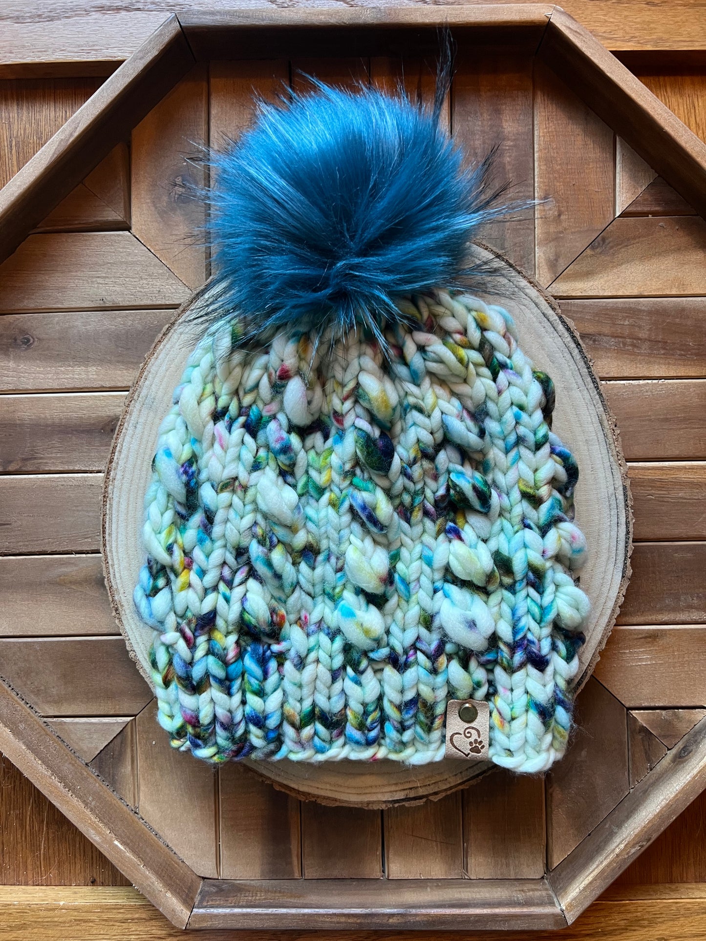 Merino wool hat w/ removable faux fur pom