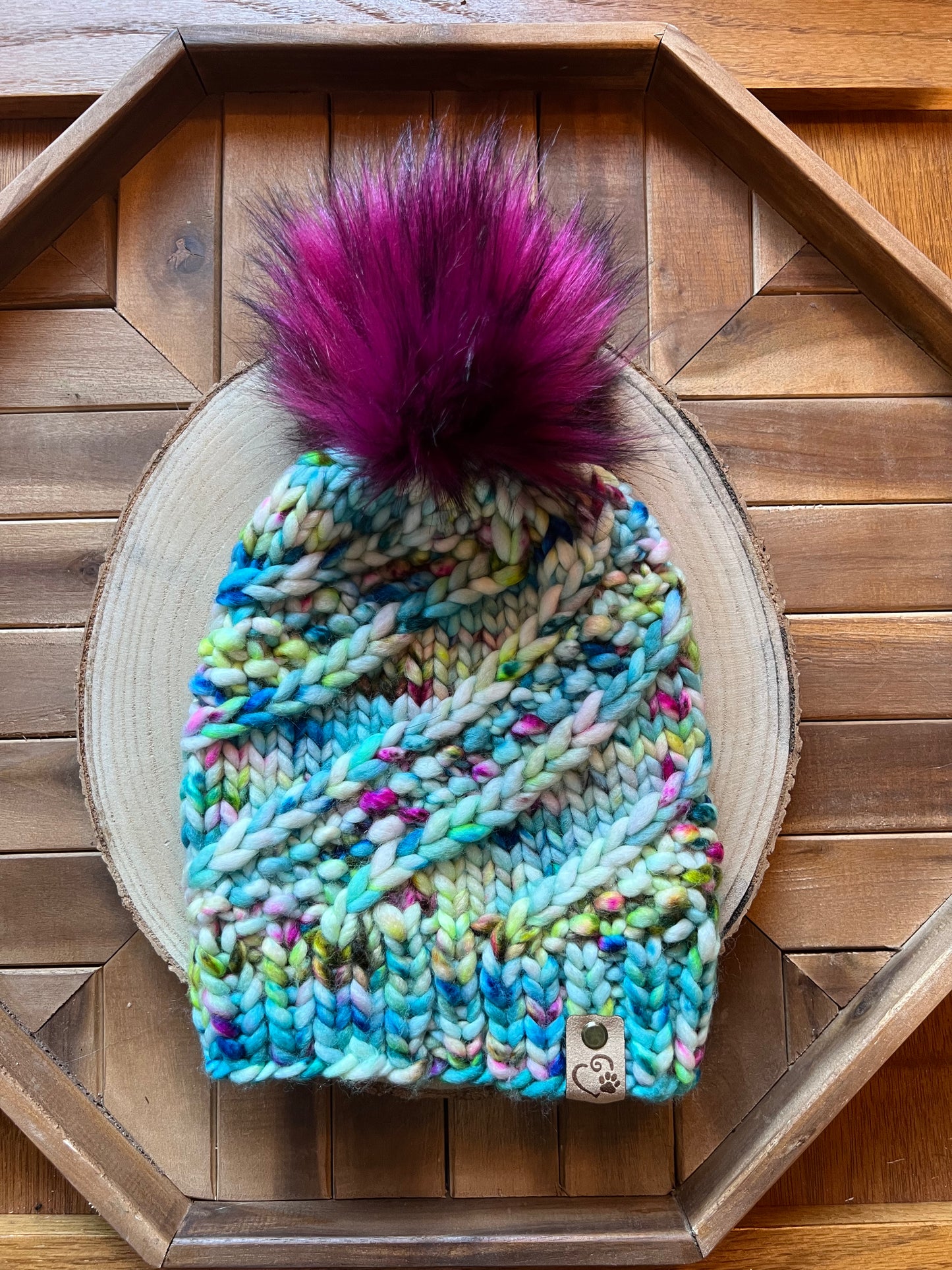 Merino wool hat w/ removable faux fur pom